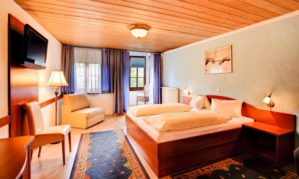 Cityhotel Schwarzer Baer Innsbruck Szoba fotó